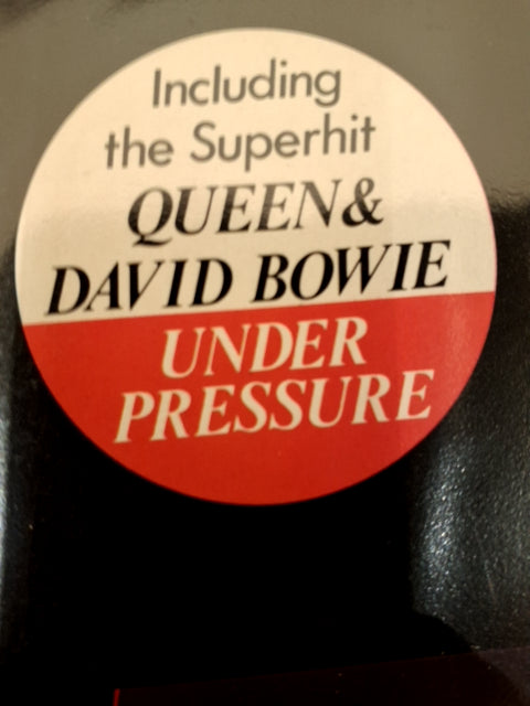 LP. Queen Greatest hits featuren David Bowie